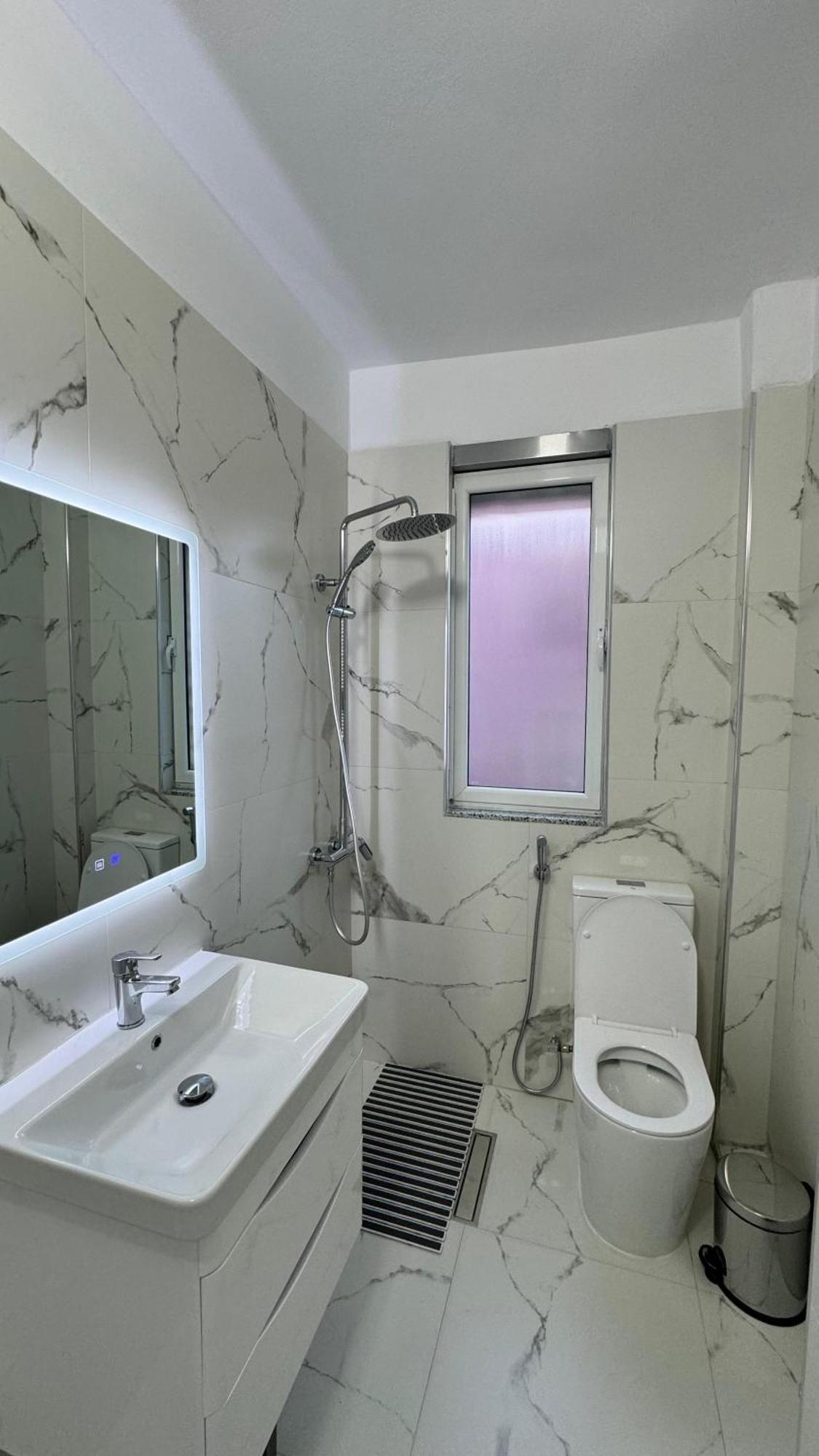 Charming Comfort Apartment Tiran Dış mekan fotoğraf