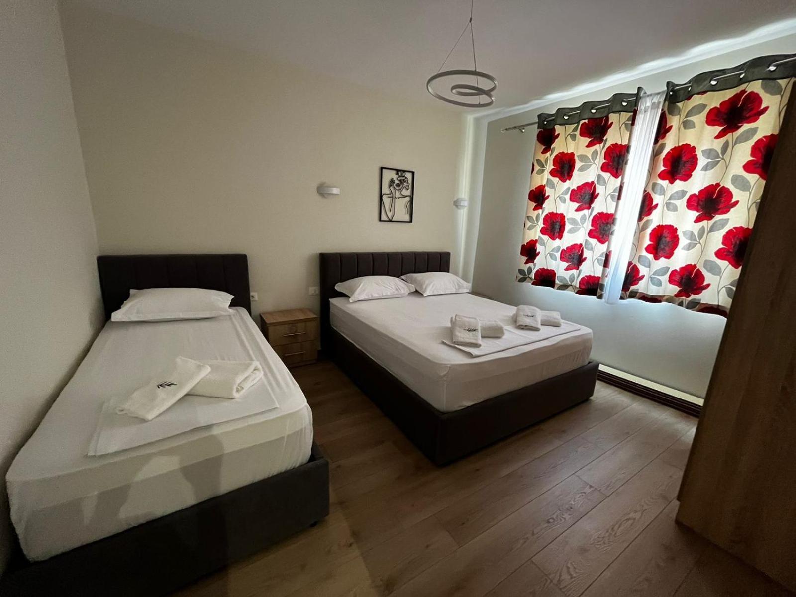 Charming Comfort Apartment Tiran Dış mekan fotoğraf